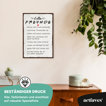 schild-mit-spruch-echte-freunde-kennen-sich-in-und-auswendig