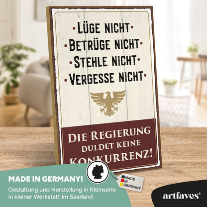 schild-mit-spruch-luege-nicht-betruege-nicht