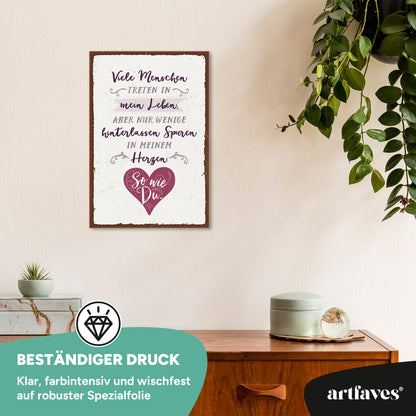 schild-mit-spruch-spuren-in-meinem-herzen