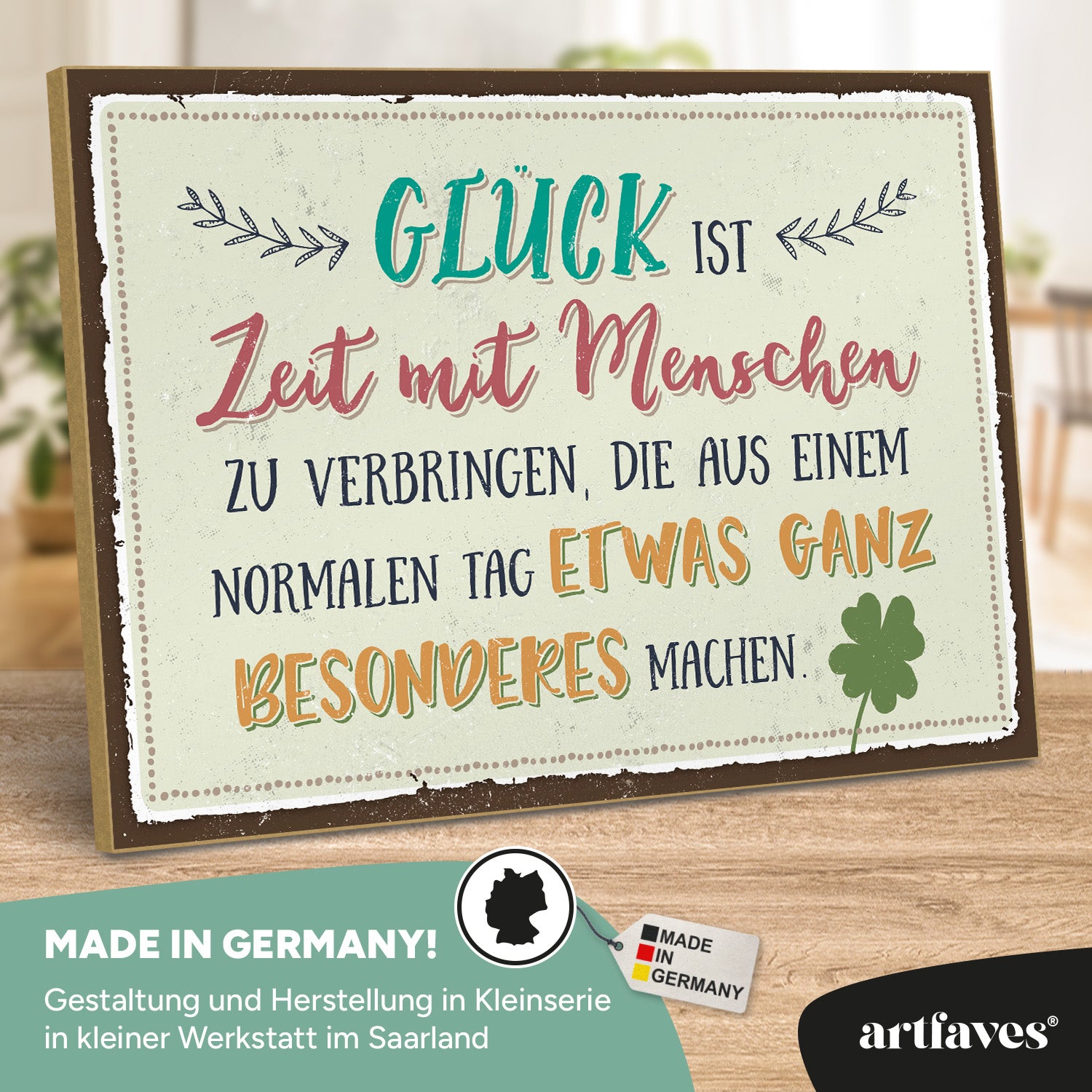 schild-mit-spruch-glück-zeit-mit-menschen