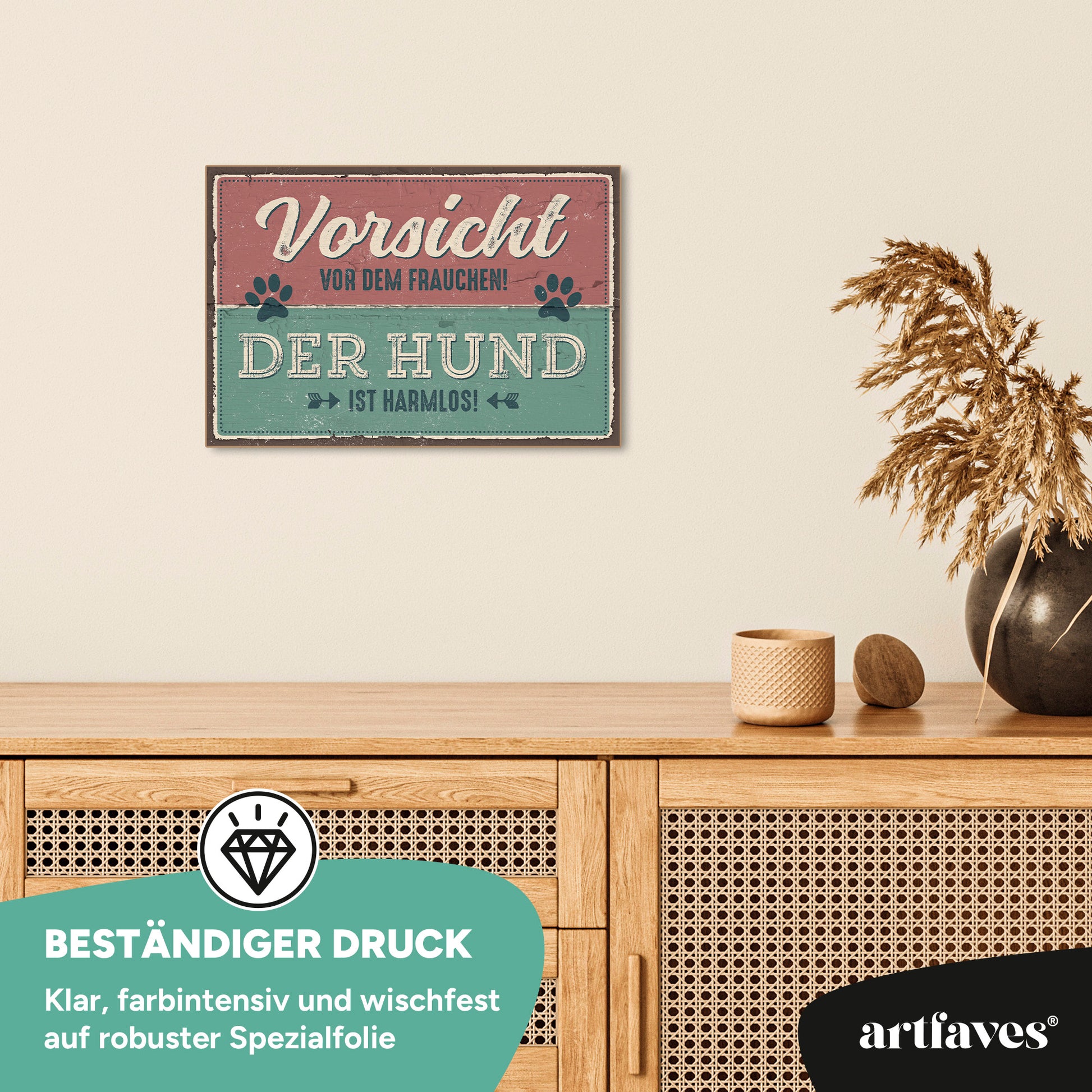 schild-mit-spruch-vorsicht-vor-dem-frauchen