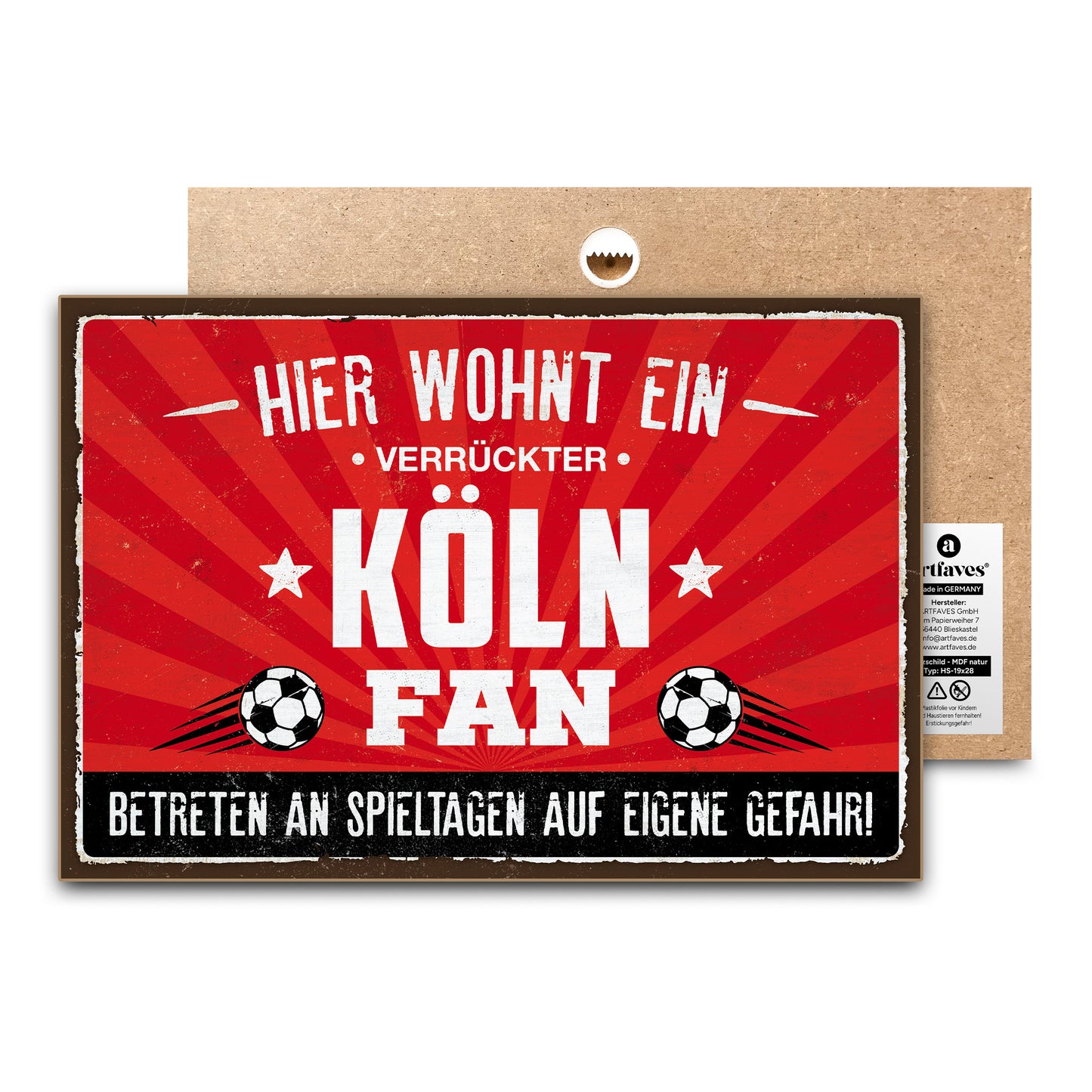 schild-mit-spruch-hier-wohnt-ein-verrueckter-köln-fan