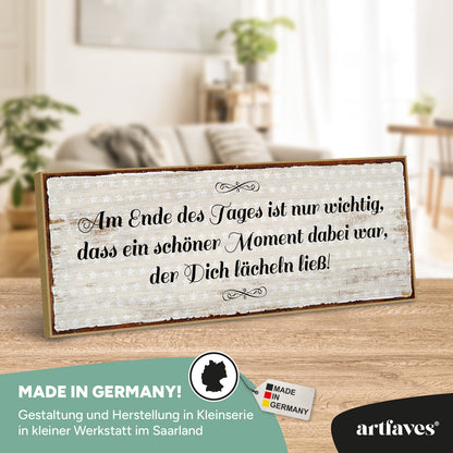 schild-mit-spruch-am-ende-des-tages-ist-nur-wichtig