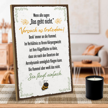 hs-holzbild-mit-spruch-hummel-fliegt-einfach